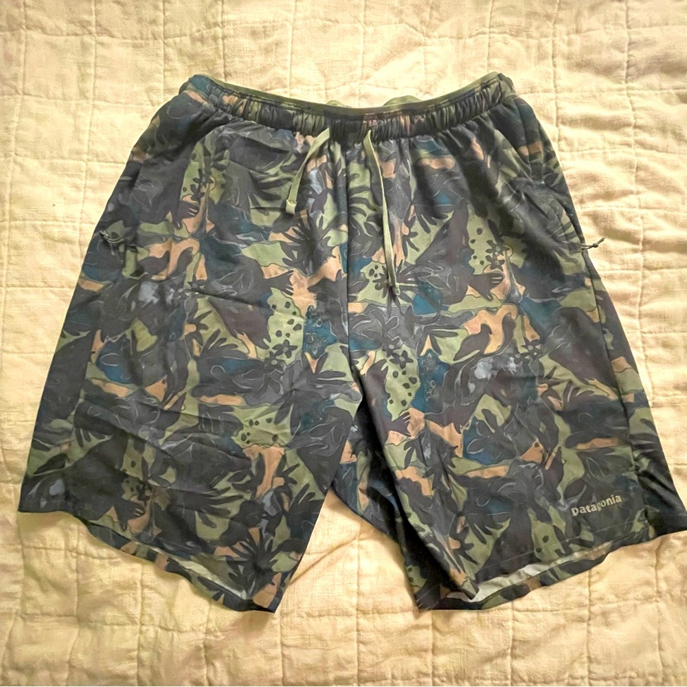 Men’s Multi Trails 8” Patagonia Running Shorts Medium